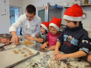 Kindernachmittag am Himmlischen Advent im Golf + Ski Hotel Rasmushof (8)